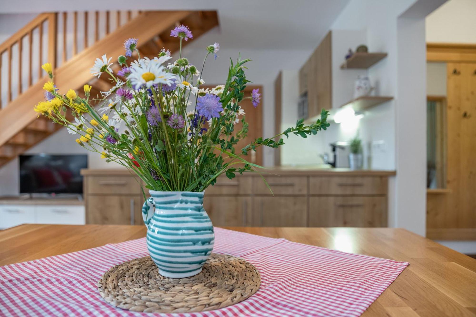 Arlitscherhof Ferienwohnungen Und Chalets Bad Eisenkappel Exterior foto