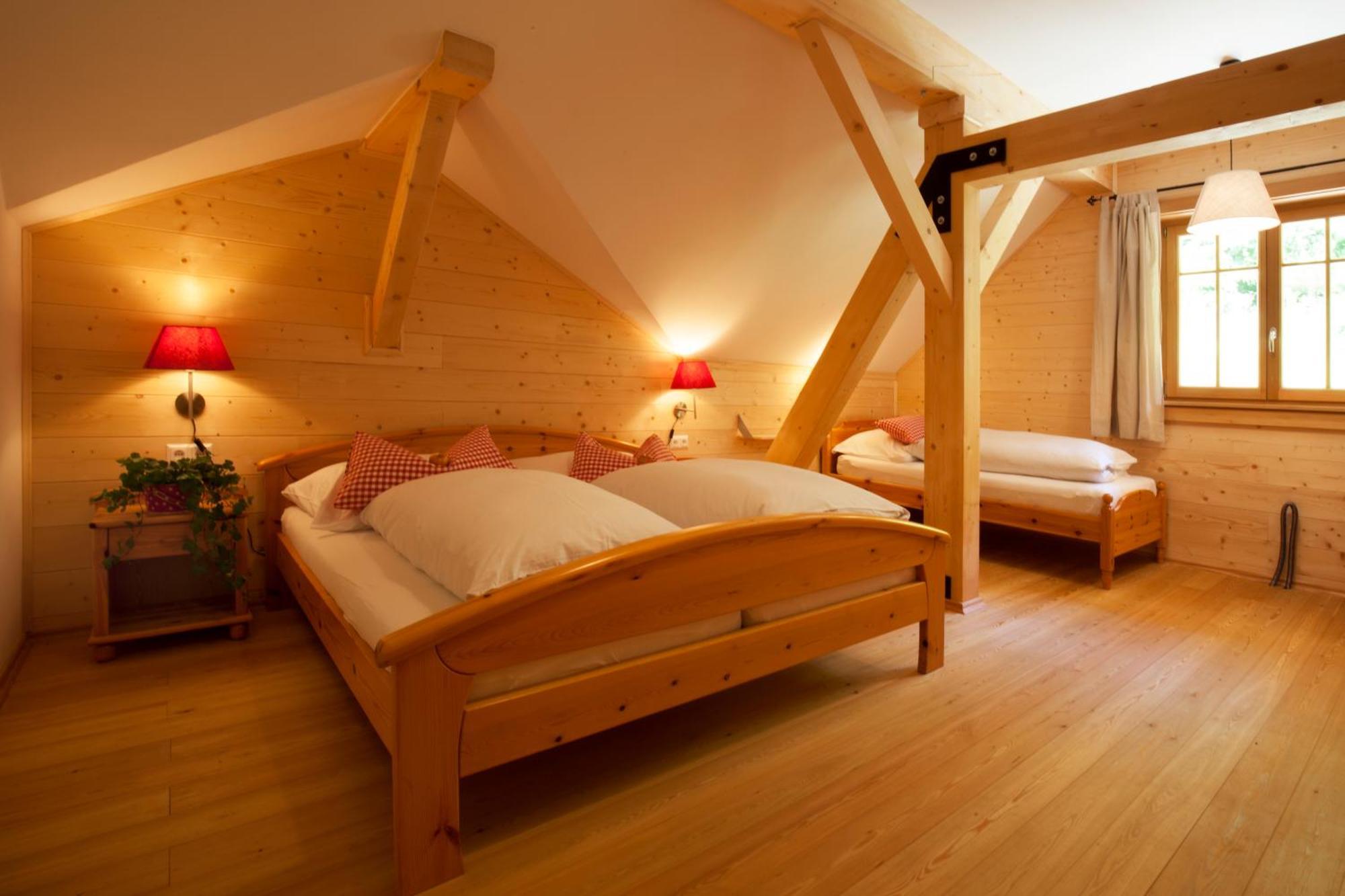Arlitscherhof Ferienwohnungen Und Chalets Bad Eisenkappel Exterior foto