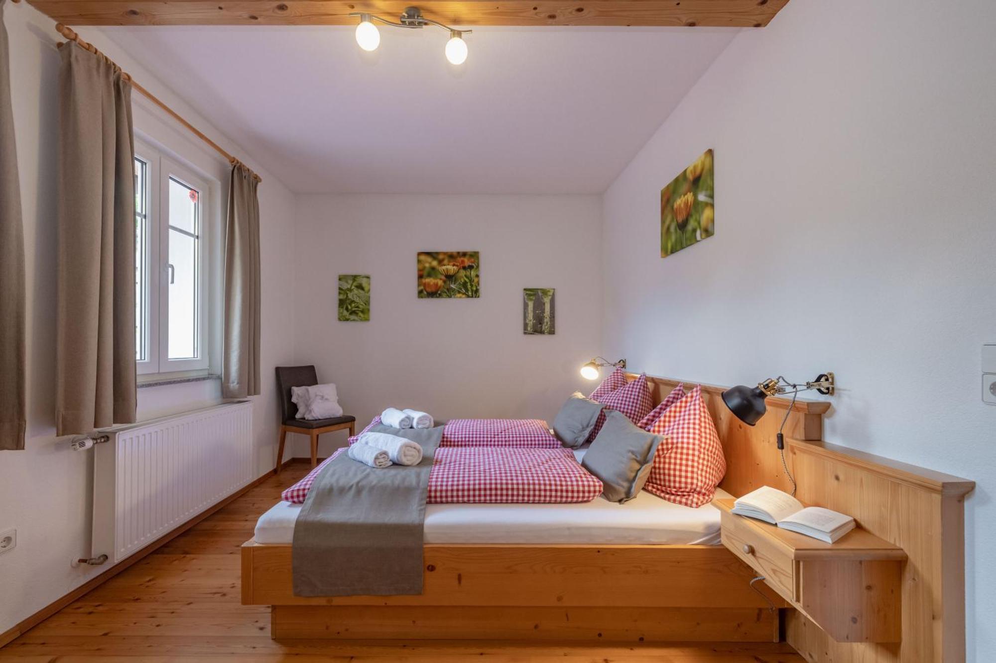 Arlitscherhof Ferienwohnungen Und Chalets Bad Eisenkappel Exterior foto